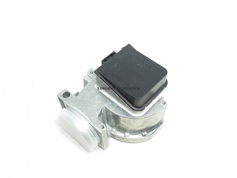 b-13627547982-bmw-1